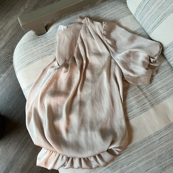 Astr satin top - Picture 2 of 3